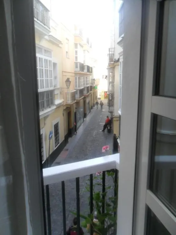 בית הארחה קדיז Hostal Centro Sol ספרד